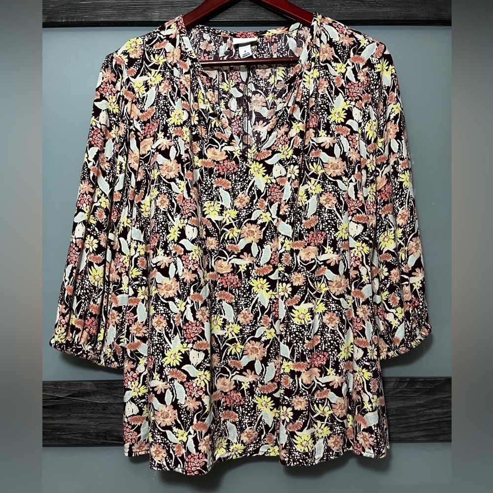 Ava & Viv Boho Floral Slight 3/4 Balloon Sleeve V-Neck Women's Size X